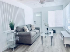11 unit near beach shops restaurants, Hallandale